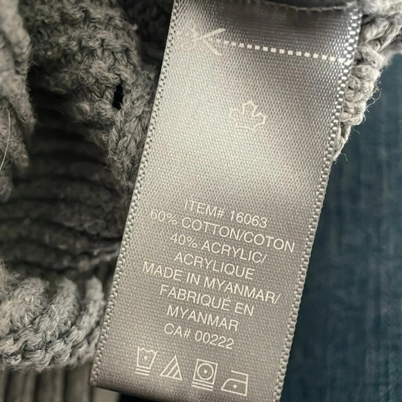 Vintage Sears - Grey Knit Sweater in Women’s Medium - Picture 7 of 7